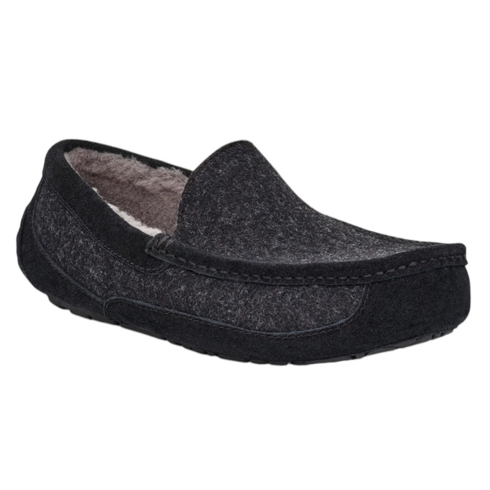 NWT UGG Men's Ascot UGGpure Lined Black Moccasin Slippers ~ Size 8
